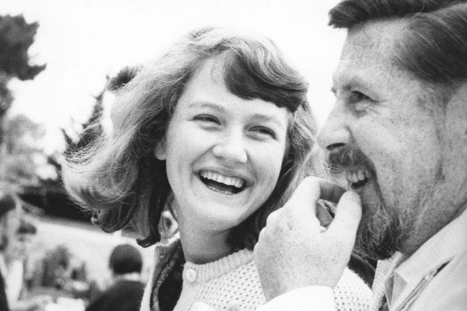 Peggy-&-Ewan-Newport-1960_l_1500x1000